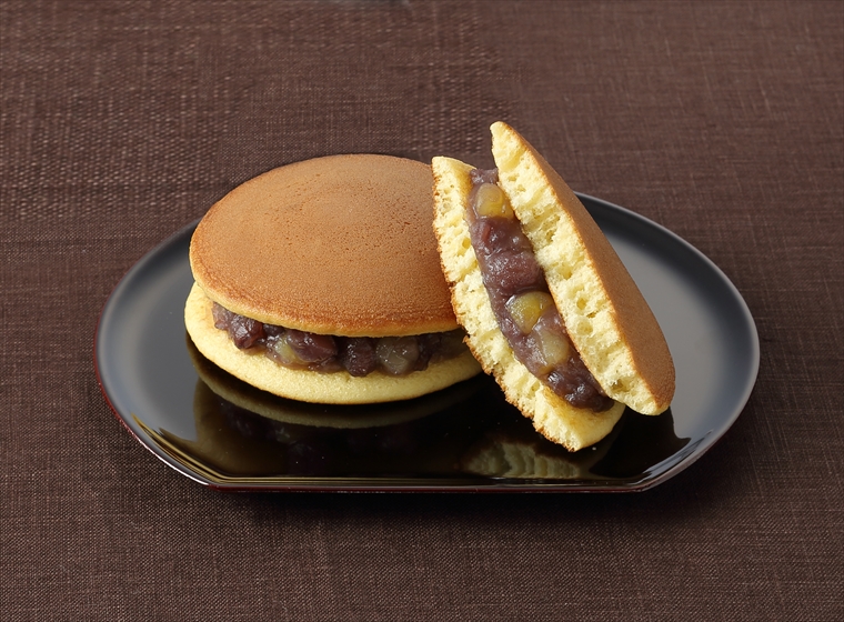 tsukuyomi red bean pancake with chestnut