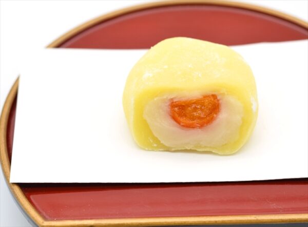 kinkan daifuku white bean rice cake with kinkan small orange citrus