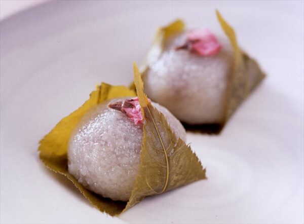 sakuramochi red bean rice cake with cherry blossom