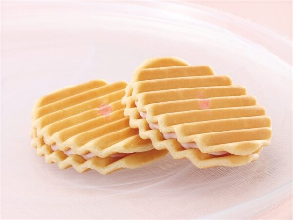 white peach senbei peach cookie
