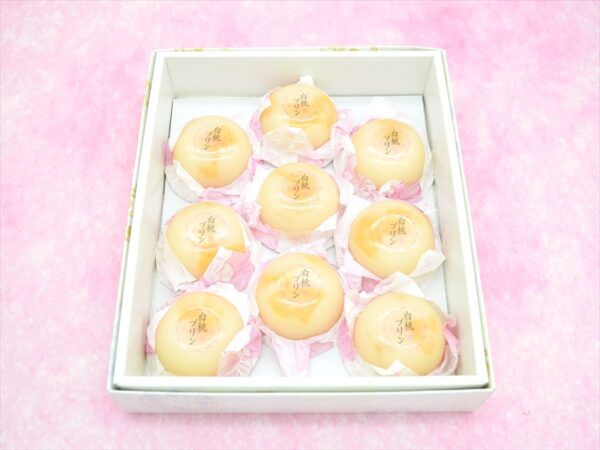 white peach pudding 9 pieces box