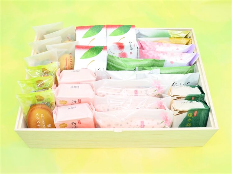 EASTER GIFT BOX EXTRA LARGE