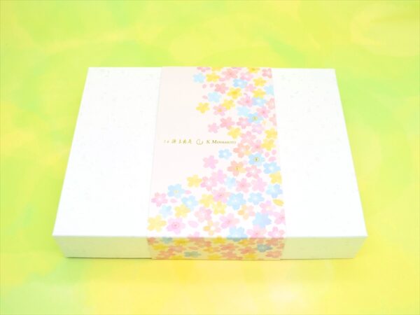 EASTER GIFT BOX LARGE