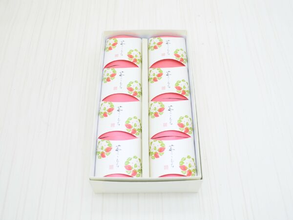 ICHIGO KOMOCHI 8 PIECES BOX