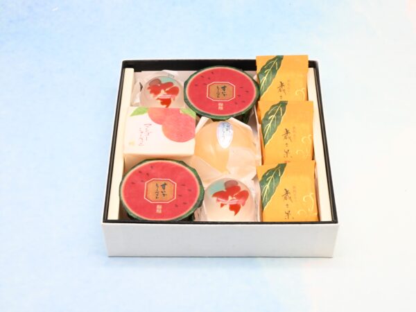 EARLY SUMMER GIFT BOX MEDIUM