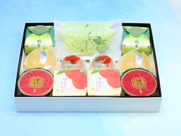 SUMMER GIFT BOX LARGE 2025