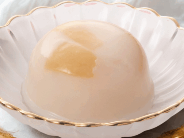 WHITE PEACH PUDDING