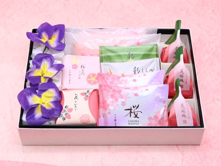 MOTHER'S DAY GIFT BOX LARGE 2026