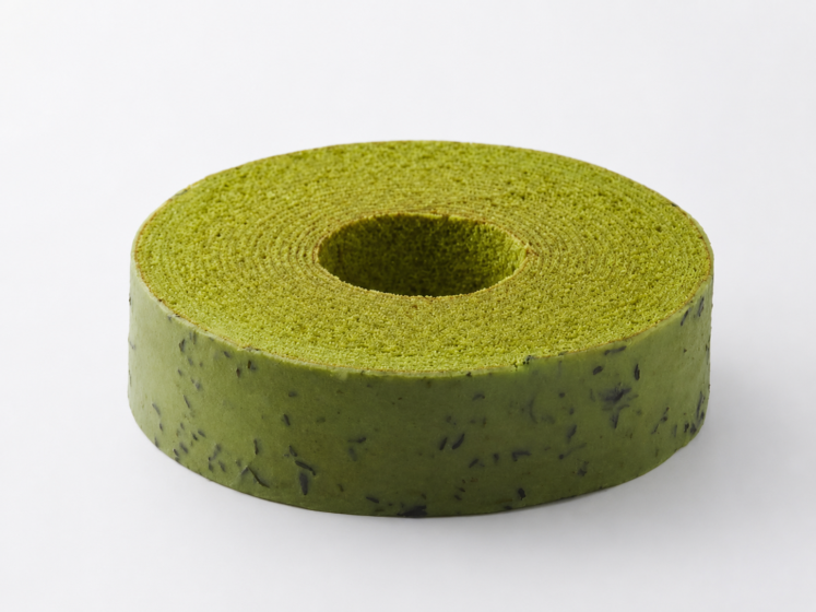MATCHA BAUMKUCHEN
