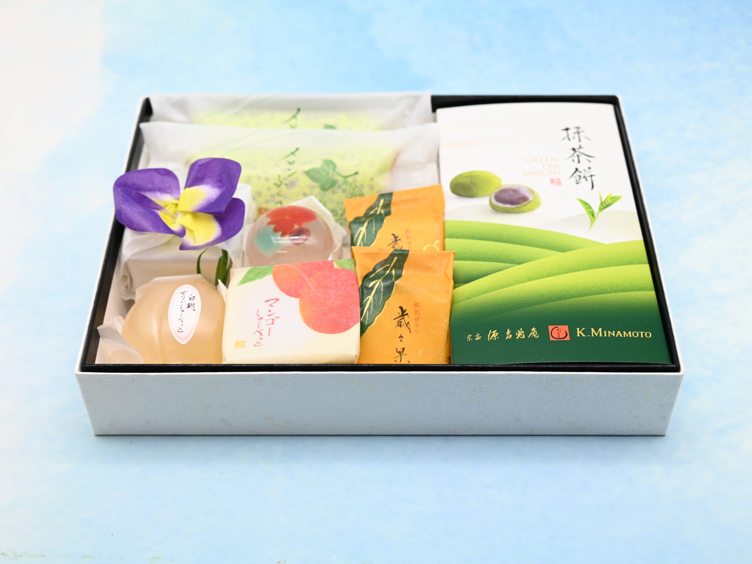 EARLY SUMMER GIFT BOX LARGE 2026