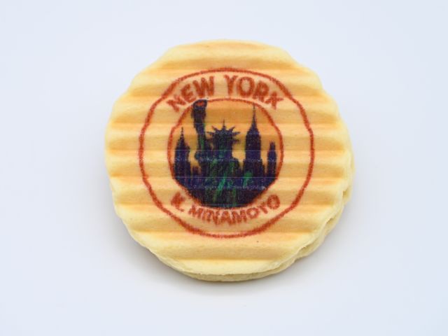 FUKUWATASHI SENBEI NY DESIGN