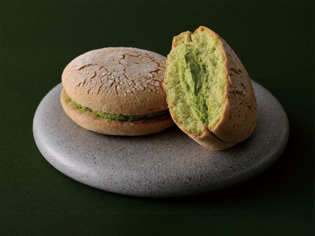 MATCHA CHEESE BOUCHEE(MANMARI)